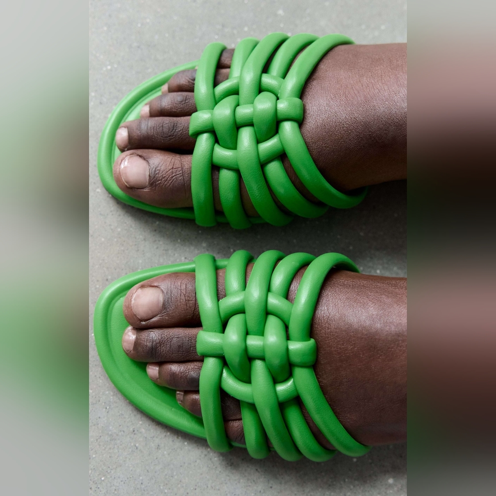 ZARA LIMITED EDITION FLAT MULTI-STRAP SANDALS - Picture 4 of 5